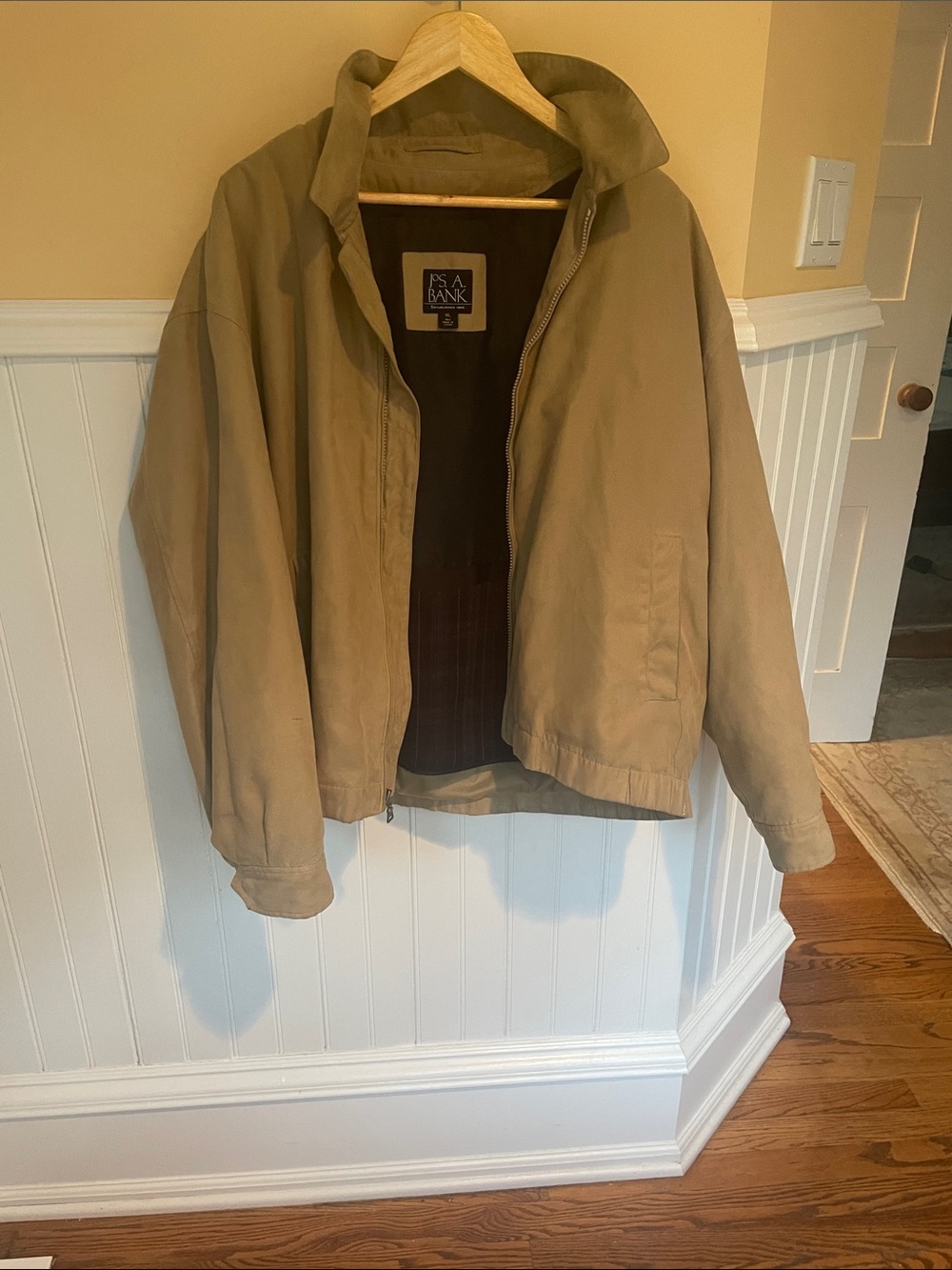 Jos. A. Bank Men's Khaki Lightweight Zip Jacket